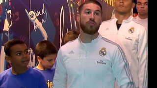 Автогол Серхио Рамоса помог «Барселоне» одолеть «Севилью»