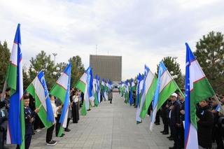 Ватанимиз байроғи жаҳон шоҳсупасида