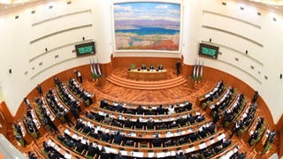 Ўқитувчилар фаолиятига аралашманг, жавобгарликка тортиласиз!