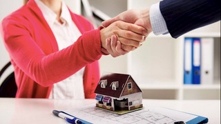 Риэлторлар учун айланмадан олинадиган солиқ ставкаси пасайтирилади