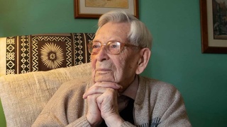 Дунёдаги энг кекса одам – Роберт Уэйтон 112 ёшида вафот этди