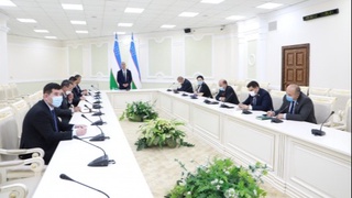 Ekologiya va atrof muhitni muhofaza qilish davlat qoʻmitasi raisining axboroti eshitildi