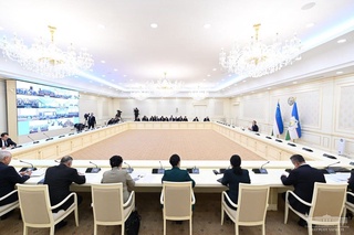 Mahallaga topshiriq ham, ulardan so'rov ham haddan tashqari ko'p – Prezident