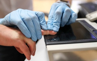 С января иностранцы в Казахстане будут проходить дактилоскопическую регистрацию