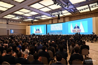 Samarqand va Namangan shaharlari Vazirlar Mahkamasiga boʻysunadi