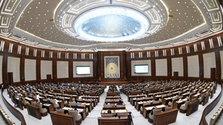 В ходе 28-го пленарного заседания сенаторами обсуждены 13 вопросов, в том числе одобрено четыре закона