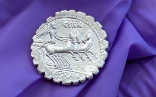 Италиянинг Пантеллерия оролидан Қадимги Рим тангалари топилди