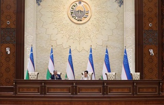 2021 йил якуни ва 2022 йилнинг биринчи чораги бўйича Давлат бюджети ва давлат мақсадли жамғармалари бюджетлари ижроси танқидий кўриб чиқилди