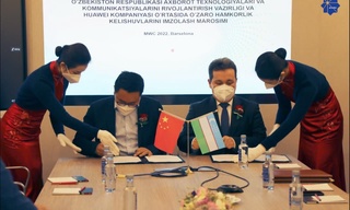 Шерзод Шерматов Huawei компаниясининг Евроосиёдаги минтақавий президенти Даниел Чжоу билан учрашди