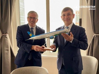 Uzbekistan Airways 14+8 Boeing 787-9 Dreamliner жеткерип бериў бойынша ең ири шәртнамаға қол қойды