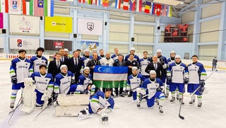 Хоккейшілеріміз дебют ойынында жеңіске жетті