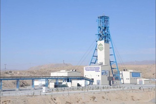 Шахтные стволы «Скиповой» и «Главный» соединены между собой на глубине тысячи метров