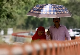 Ҳиндистон пойтахтида рекорд даражада иссиқ об-ҳаво қайд этилди