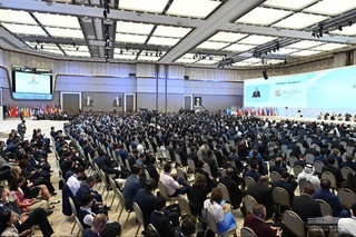 Сизларнинг юртимиздаги ютуқларингизни шахсан кафолатлашга тайёрман — Президент