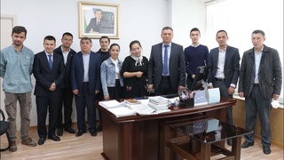 Талабалар юртимиздаги энг ёш газета фаолияти билан танишди