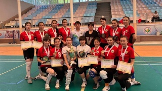 Нукус ДПИ қизлар волейбол жамоаси Ўзбекистон чемпиони бўлди