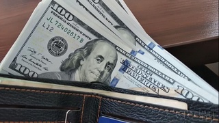 Ўзбекистондан қанча нақд валюта маблағларини олиб чиқиш мумкин?