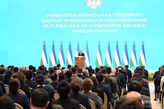 Шавкат Мирзиёев: «Необходимо больше ознакомить иностранных туристов с нашими историческими и культурными ценностями»