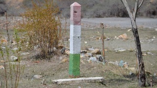 Ӯзбекистон ва Тоҷикистон санаи ташкили нишонҳои сарҳаддиро дар марзҳои ду кишвар муайян хоҳанд кард