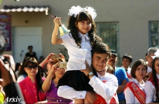 “Сўнгги қўнғироқ” тадбирлари учун турли хил пул йиғимлари қатъиян таъқиқланади