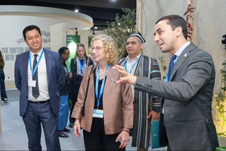 Муовини Дабири кулли СММ Ингер Андерсен аз Павилёни миллии Ӯзбекистон боздид кард