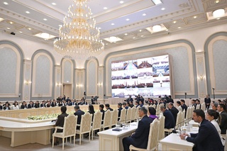 Президент SAT имтиҳонидан энг юқори балл тўплаган Парвиз Туксановни табриклади