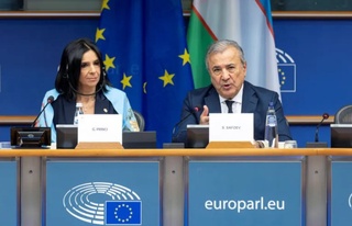 Өзбекстан делегациясы "Өзбекстан-Европа Аўқамы" парламент бирге ислесиў комитетиниң гезектеги мәжилисинде қатнасты