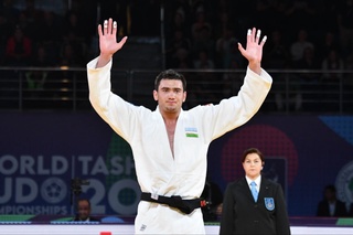 Яна бир полвонимиз жаҳон чемпионати финалига чиқди