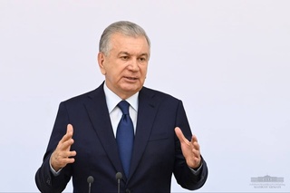 Shavkat Mirziyoyev chairs a meeting on the economic and social development of Karakalpakstan