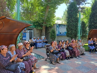 Фарғона бизга жуда ёқди, дейди Бўзатовлик хотин-қизлар!