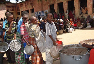 Somali ommaviy ocharchilik yoqasida