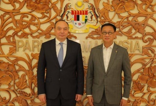 Директор ИСМИ в Куала-Лумпуре провел встречи с представителями Парламента и МИД