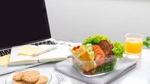 Сўнгги олти ой ичида Англияда болаларнинг тўйиб овқатланмаслик ҳолатлари икки баравар кўпайди