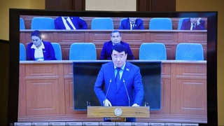 Заслушан отчет хокима Сурхандарьинской области