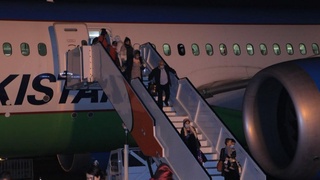 Граждане возвращаются домой