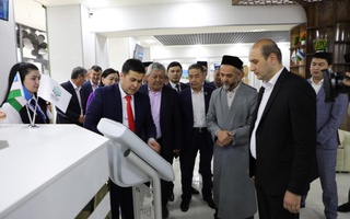 Angren shahar Davlat xizmatlari markazi faoliyatini boshladi