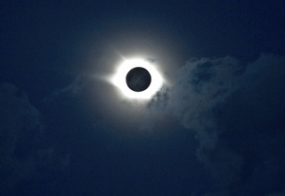 8-aprel kuni Quyosh tutiladi