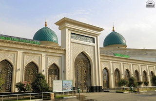 Ҳожилар “Новза” масжидида кутиб олинади