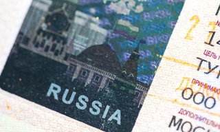 Chet elliklar Rossiya vizasini olishdan oldin suhbatdan oʻtadilar