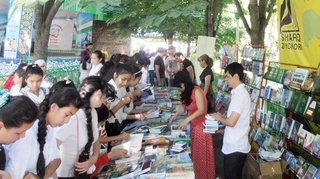 Китоб байрамлари бўлсин бардавом!