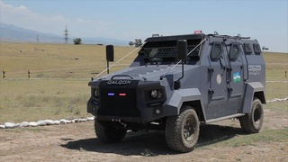 В Узбекистане презентовали новый бронеавтомобиль «Qalqon»