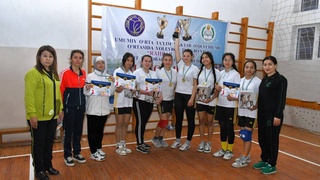 Сенсации волейбольного турнира