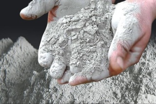 Цемент нархлари йил бошидан буён ўртача 2,4 фоизга арзонлашган