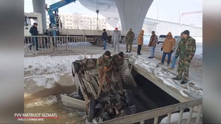 Автомобиль, упавший в канал в Сергелийском районе, вывезли спасатели МЧС