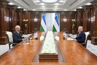 O‘zbekiston Prezidenti "Gazprom neft" kompaniyasi bilan hamkorlikning istiqbolli rejalarini ko‘rib chiqdi