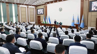 Инвестиция ва ташқи савдо фаолияти соҳасидаги долзарб масалалар муҳокама қилинди