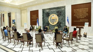 Дар Тошканд "мизи мудаввар"-и Клуби занони соҳибкор баргузор гардид