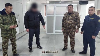 Нарушитель, пытавшийся незаконно ввезти щеглов в Узбекистан, привлечен к ответственности