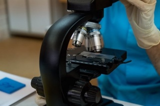 Олимлар касалликларни кўз ёши орқали аниқлаш йўлини топди