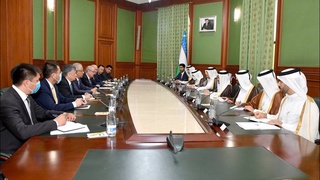 Абдулазиз Комилов Қатар Ташқи ишлар вазири билан учрашди